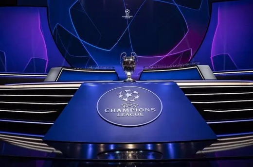 小区地下车库维保中